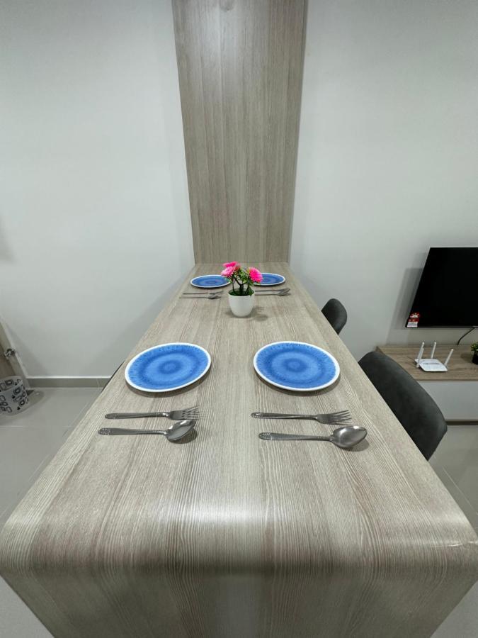 Sea View The Shore Luxury Newly Renovated Homestay Kota Kinabalu Esterno foto